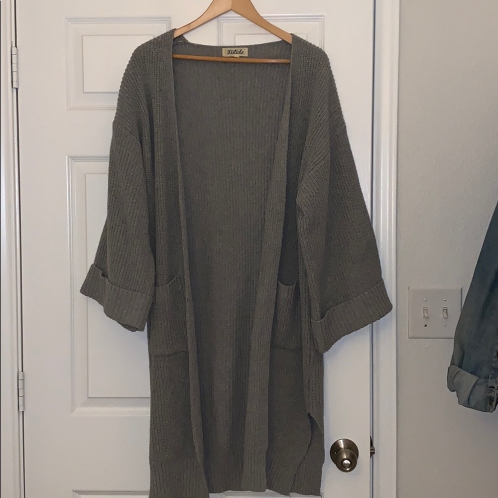 Grey cardigan